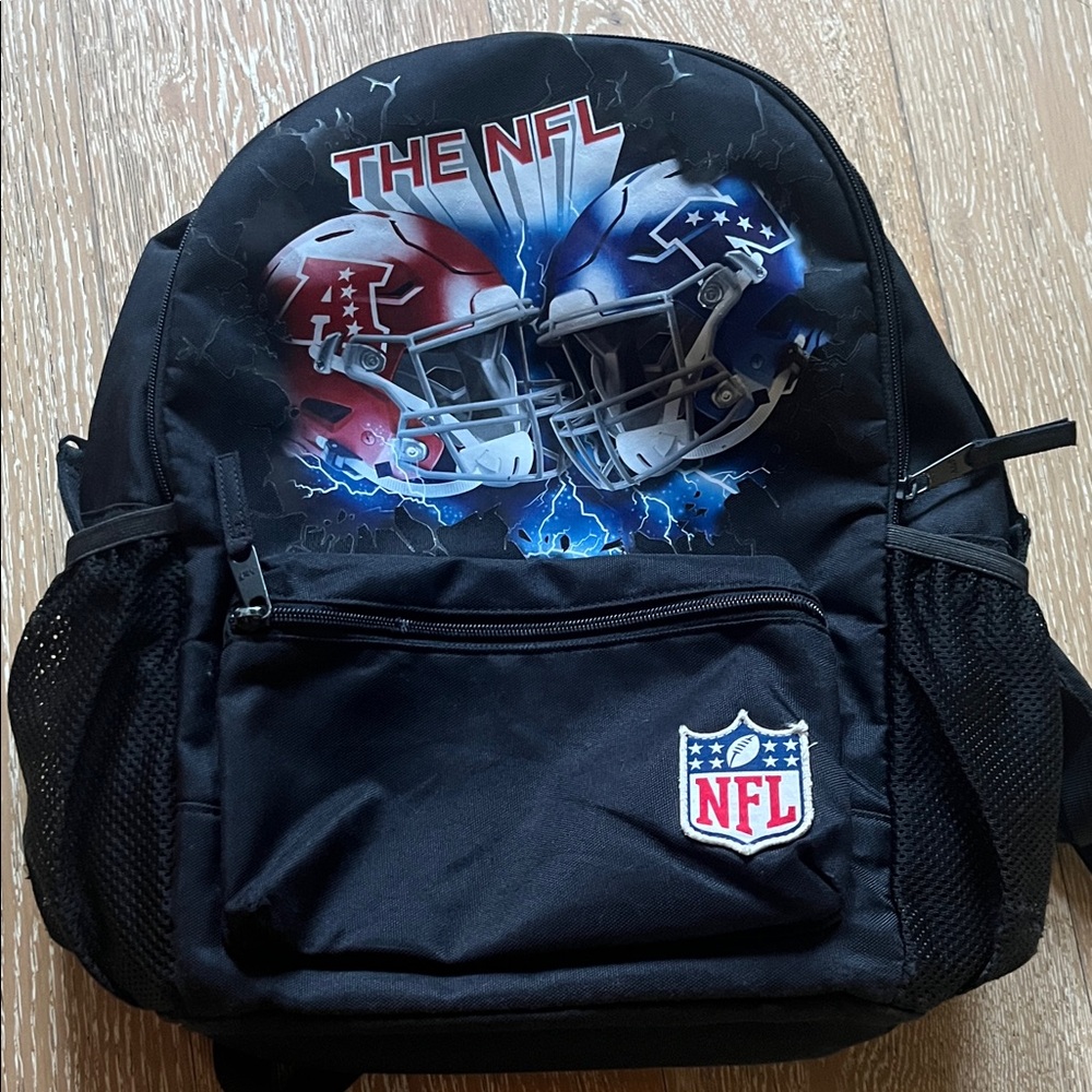 Abercrombie kids NFL Themed Black Backpack preowend boys